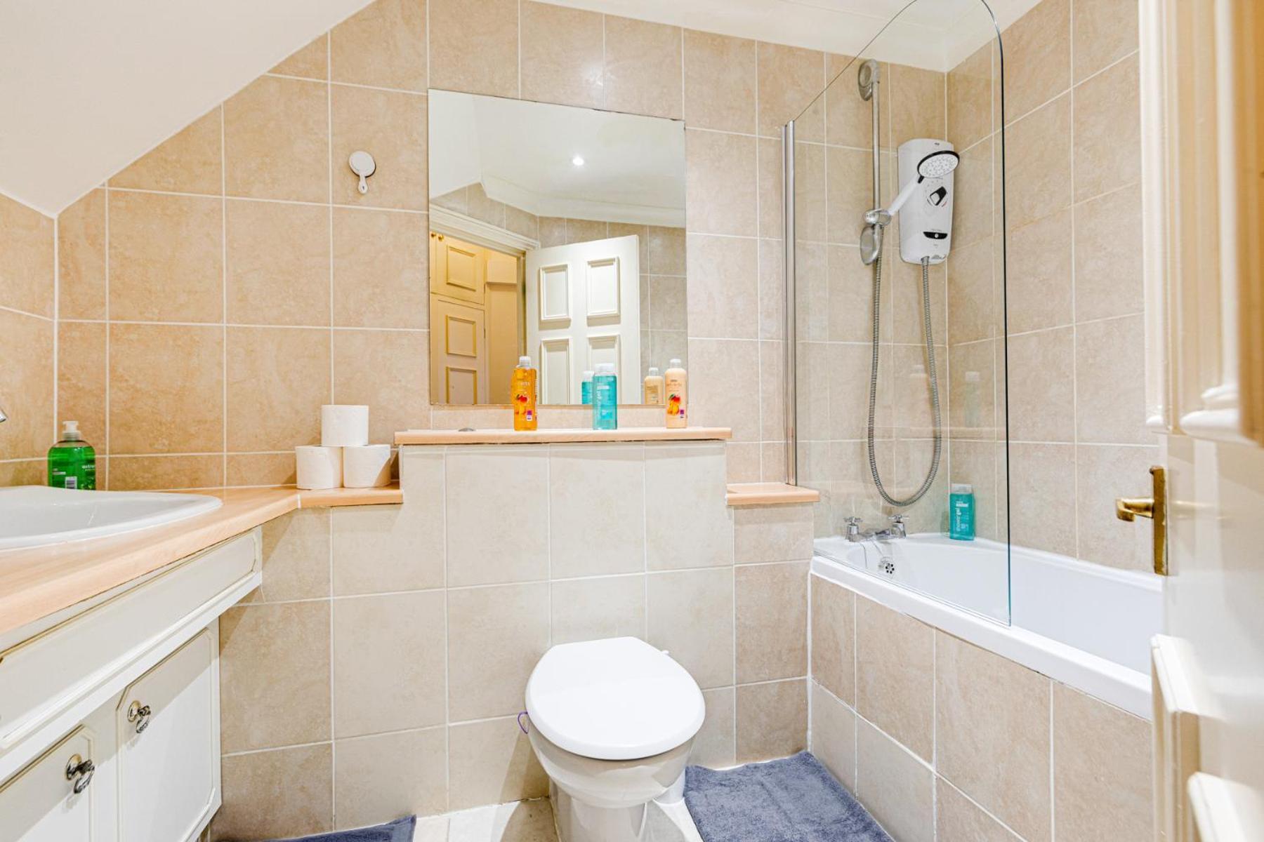 Luxstay2 Earls Court Apartment - Sleeps Up To 8 London Exterior photo